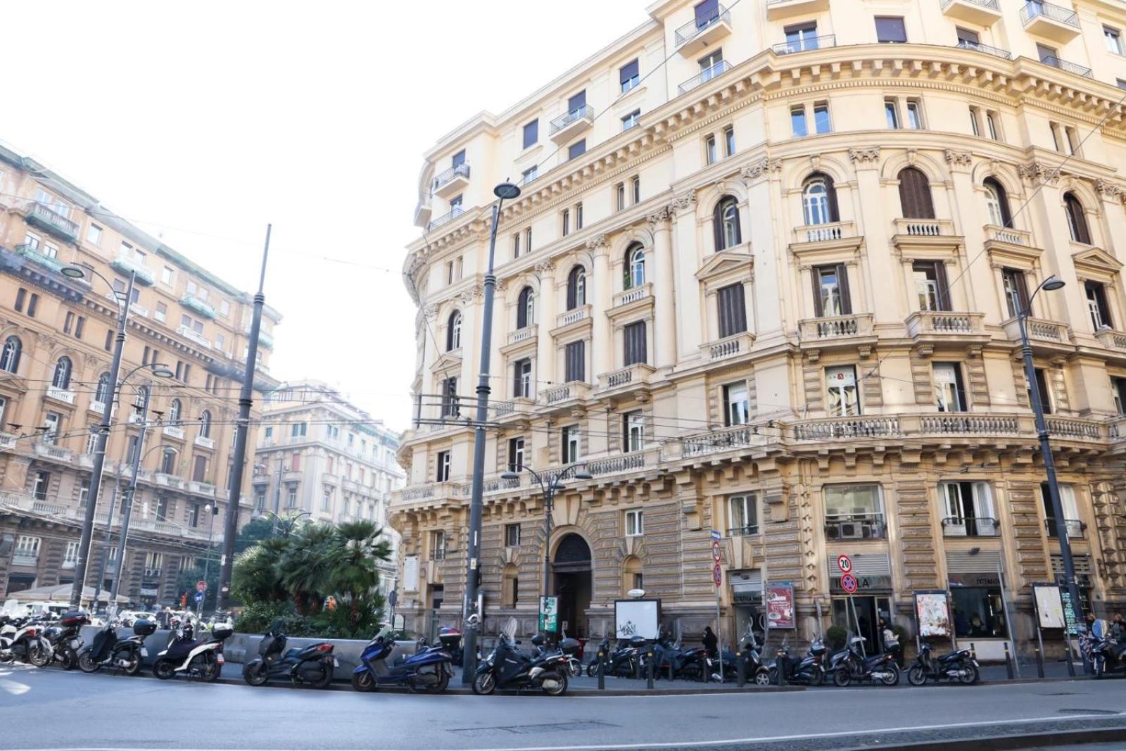 Da Francesco Hotel เนเปิลส์ ภายนอก รูปภาพ
