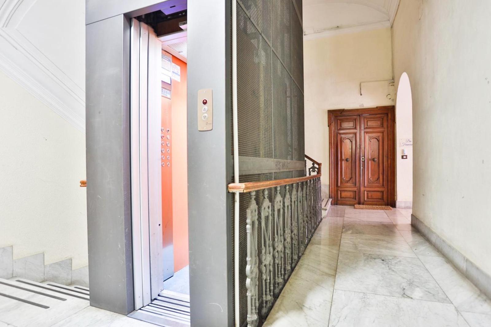 Da Francesco Hotel เนเปิลส์ ภายนอก รูปภาพ